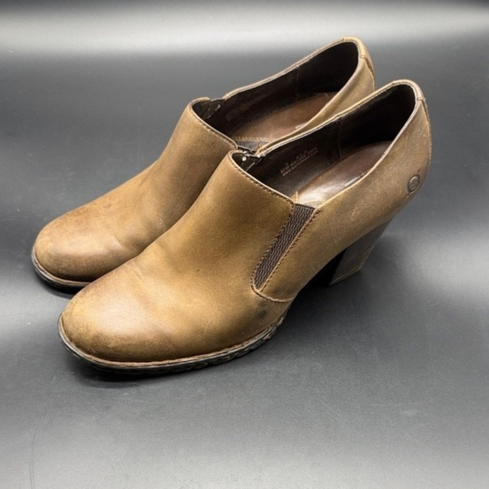 Born W81296 Brown Leather Block Heel Booties Women 9 Slip On Shooties Distressed